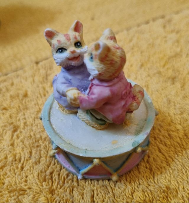 Set di figurine vintage anni 90 orsetti e ricci.