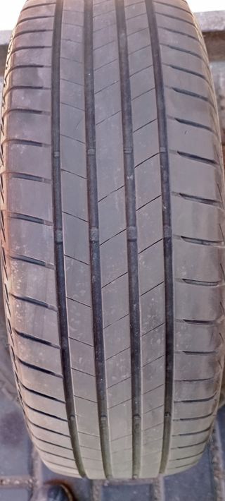  Bridgestone 185/65 R15 88H