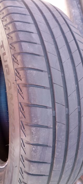  Bridgestone 185/65 R15 88H