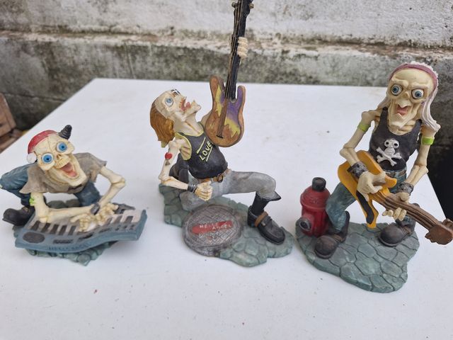 Figuras banda rock esqueleto