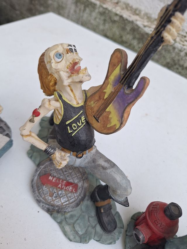 Figuras banda rock esqueleto