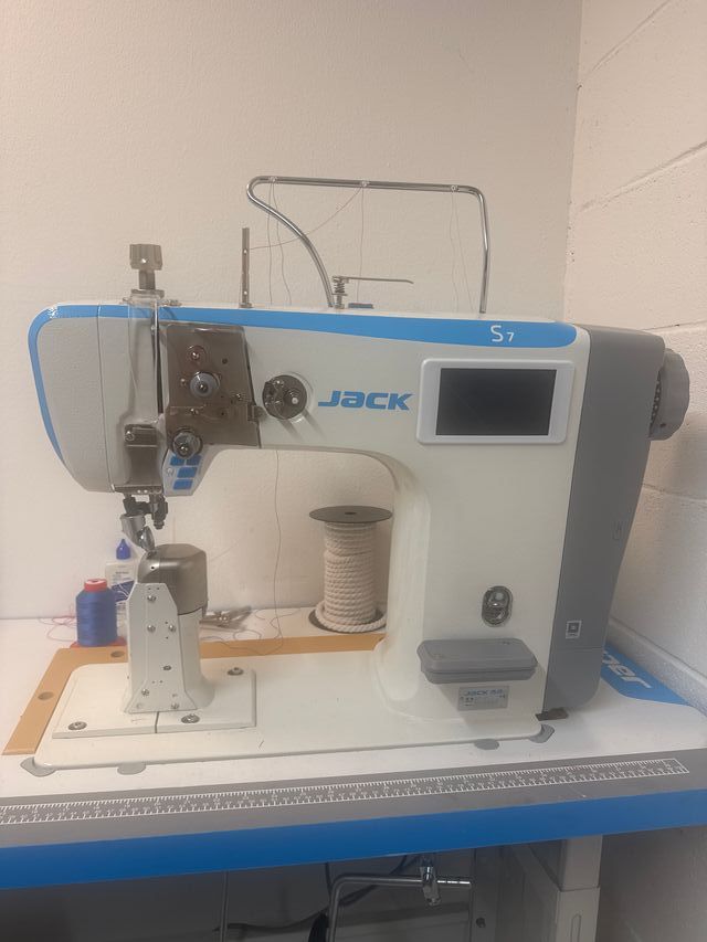 Macchina da cucire a colonna JACK S7