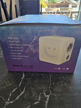 Proyector de luz infantil luna y estrellas