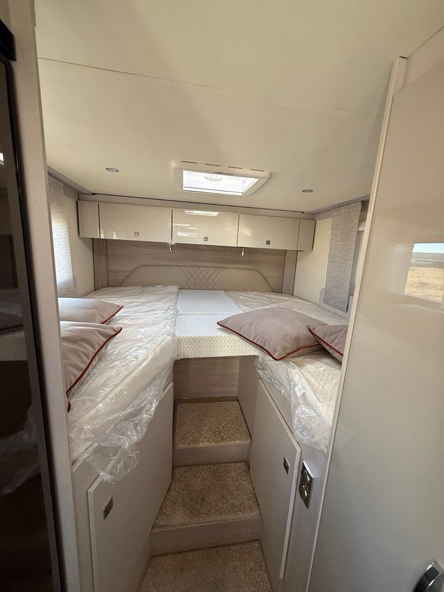 Autocaravana Bürstner LINEO T ACTIVE ,NUEVA!