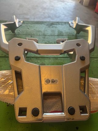 Cofre Honda XADV 750 con anclaje