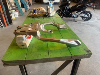 Cofre Honda XADV 750 con anclaje