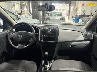 Dacia Sandero 1. 2 AMBIANCE ( 62.158 KMS ) ETIQ C