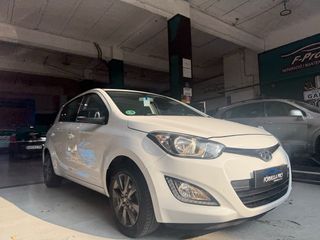 Hyundai i20 1.2 GO ( 121 409 KMS ) ETQ C