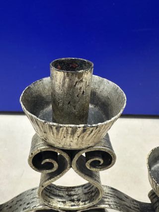 Candelabro de Hierro Forjado Antiguo