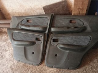 Paneles Puertas Nissan Almera