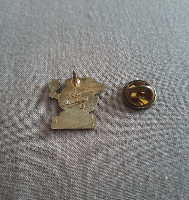 Pin Real Madrid Campeón Liga 94-95