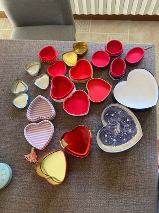 Scatoline a forma di  cuore vendo in blocco