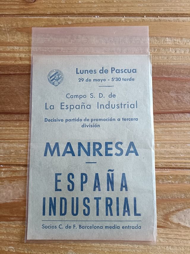 Cartel Futbol Manresa España Industrial
