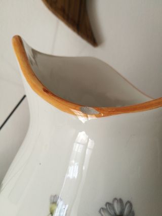 Anfora in ceramica decorata