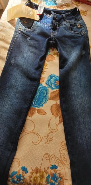 Pantalón vaquero azul