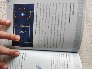 OXFORD One DOMINOES The Wrong Trousers"