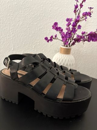 Sandalias negras plataforma