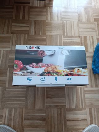 Picadora de carne Duronic MG1600