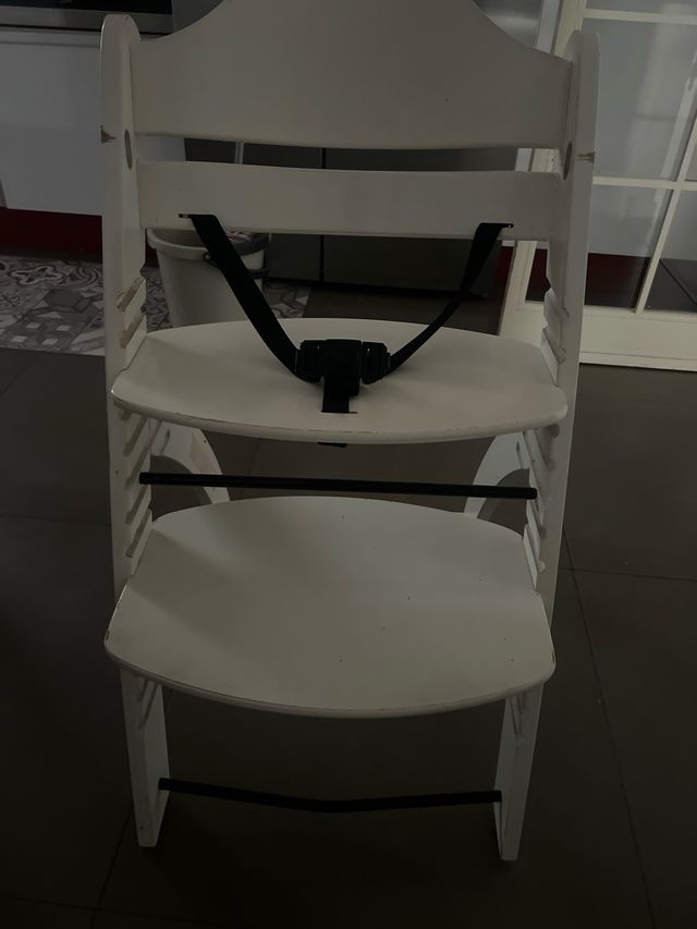 Trona blanca buen estado