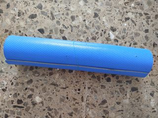 Esterilla azul
