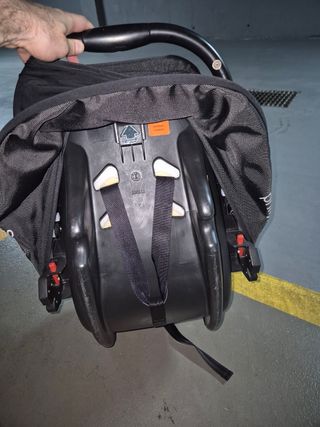 Maxi-Cosi con anclaje cinturón