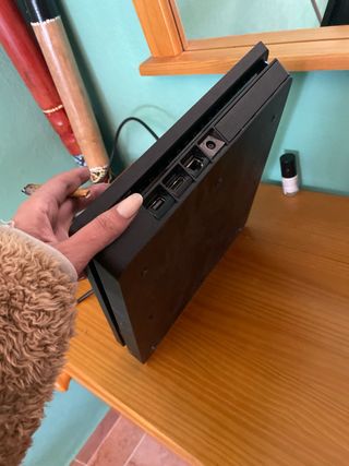 PS4 Slim 1TB Negra