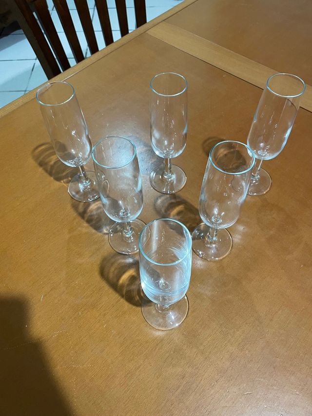 Calici da flute in vetro