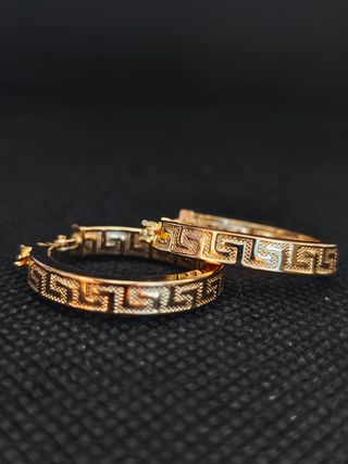 Pendientes oro 18k aro mediano greca051-04-00391