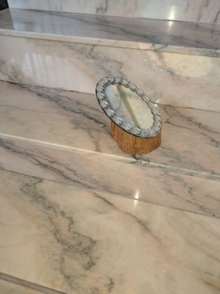 Espejo decorativo con base de madera