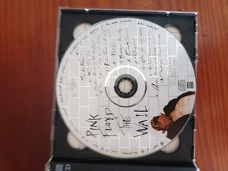 DVD Película El Muro sin abrir  Cds del Muro doble