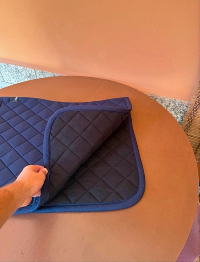 Sottosella da equitazione blu