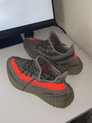 Adidas Yeezy Boost 350 V2 (NO es reflectante)