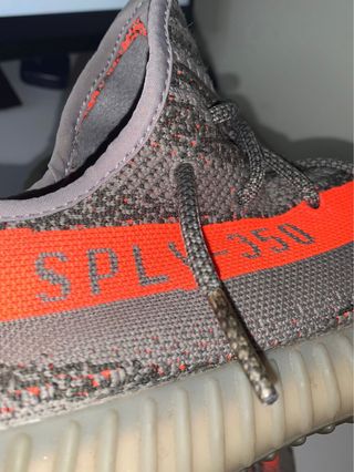 Adidas Yeezy Boost 350 V2 (NO es reflectante)