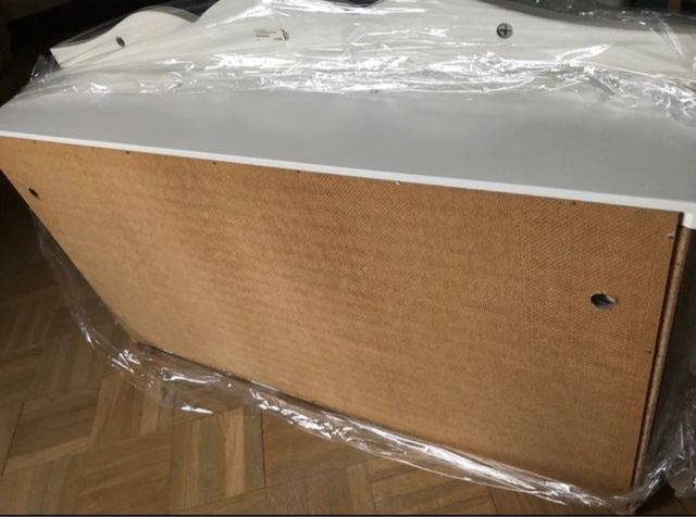 Estantería colgante de madera de Ikea, Hensvik