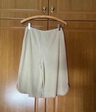 Combinación pantalón interior beige