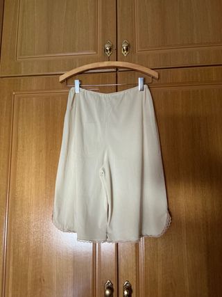 Combinación pantalón interior beige