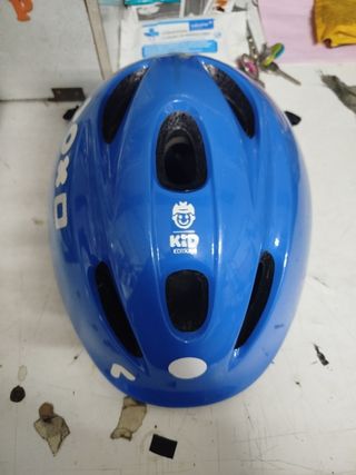 Casco bici infantil plateado