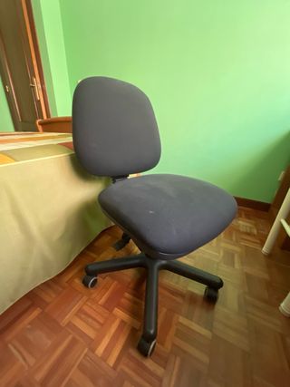 Silla de escritorio negra