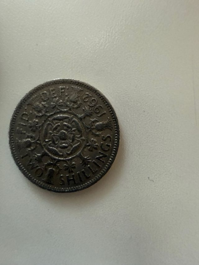 Billetes de Escocia: 1 Libra Esterlina y monedas