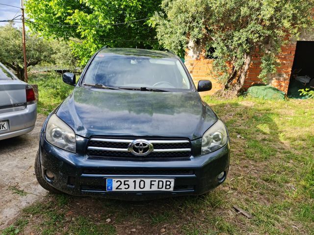 Toyota RAV4 07 AVERIADO