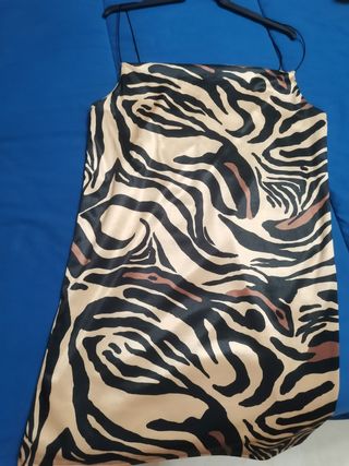 Vestido Zara Atigrado