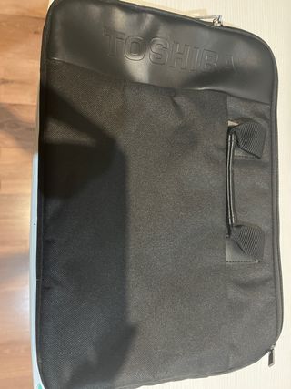 Funda portátil Toshiba negra Nueva