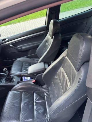 Volkswagen Golf GTI 305 CV