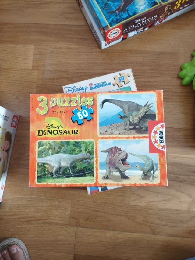 Puzzles Disney Dinosaurios 3x50 piezas