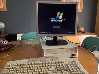 Ordenador INTEL Windows XP 2002
