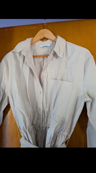 Vestido Stradivarius Beige