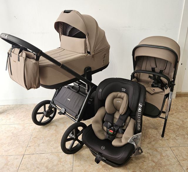 OFFERTA. Passeggino 2 in 1 con seggiolino auto. Nuovo