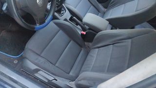 Volkswagen Golf 2004