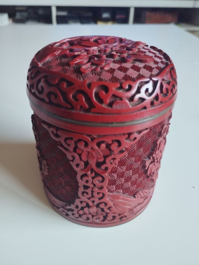 Antiguo Bote de Cinabrio