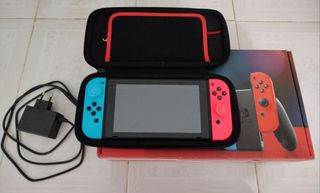 Nintendo Switch V2 Azul y Rojo